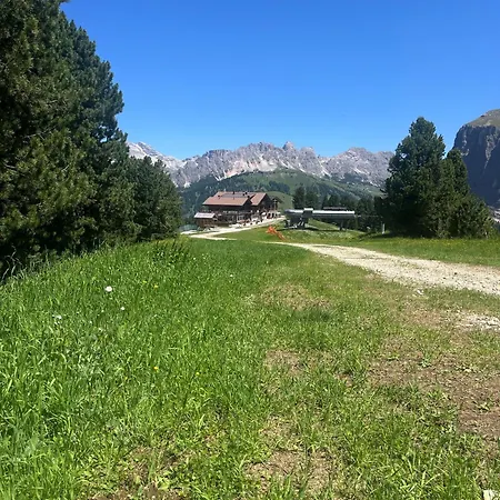 فندق Piz Seteur 3*